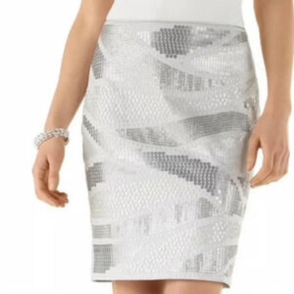 NWT WHITE HOUSE BLACK MARKET Gray/Silver Sequin & Studded Pencil Skirt
